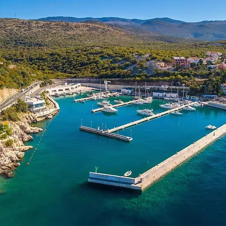 Апартаменты Amazing In With 2 Bedrooms, Wifi And Swimming Pool *